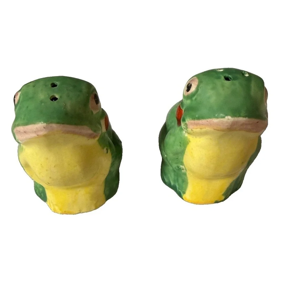 Vintage Japan Frog Salt Pepper Shakers Ceramic Hand Painted MCM Kitsch Corks